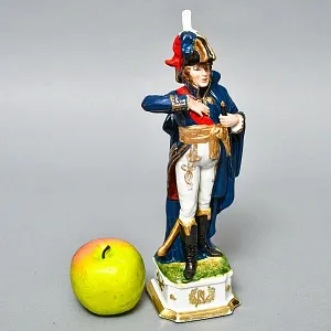 Фарфоровая Статуэтка «Маршал Империи» - «Армия Наполеона», Porcelain De LUXE Франция, 60-е гг.