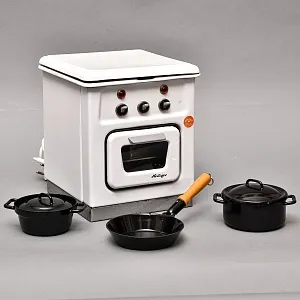 Винтажная Электрическая Игрушка - Кукольный детский набор - Плита с Посудой, Германия -80 гг.. 