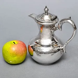 Металлический Кофейник - Чайник на 800 мл. Silverplate, SHEFFIELD Англия.