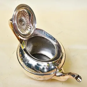 Металлический Заварочный Чайник на 1 л. Silverplate, Англия 50-е годы ХХ века.