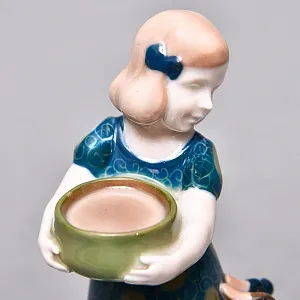  Антикварная Фарфоровая статуэтка «Девочка с утками», ROSENTHAL Германия, первая половина ХХ века.