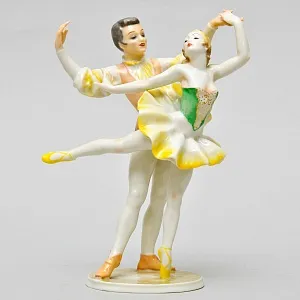Коллекционная Фарфоровая Статуэтка «Танец из балета «СПЯЩАЯ КРАСАВИЦА», Hutschenreuther Германия.