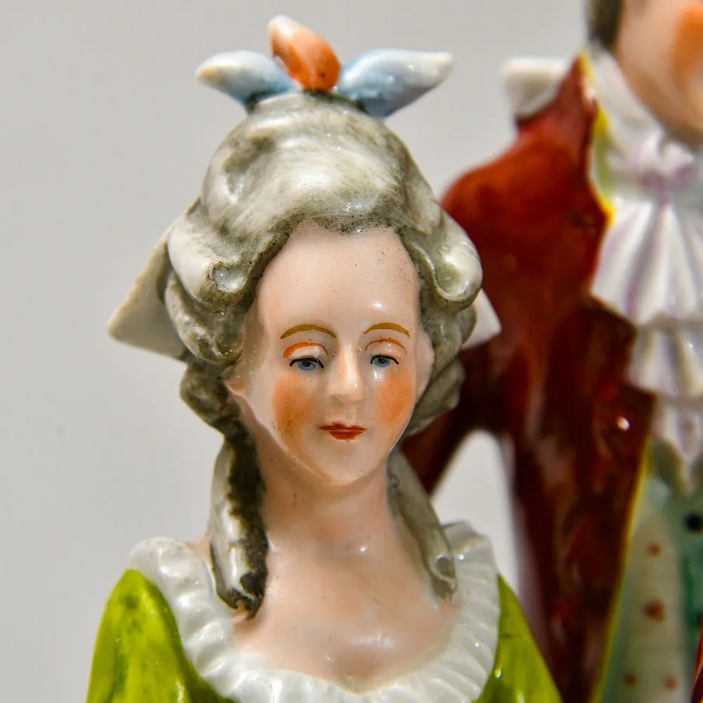 Антикварная Статуэтка «Любовный роман», фарфор Carl Scheidig, Германия начало ХХ века.