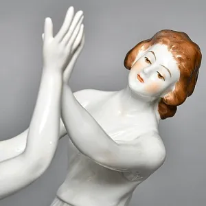 Антикварная Фарфоровая статуэтка Арт Деко «Танцующие девушки», VOLKSTEDT Германия, 30- гг.