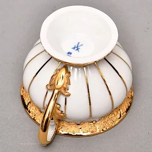 Редкость! Фарфоровый Кофейный сервиз на 6 персон - 21 предмет, Х форма MEISSEN, Германия.