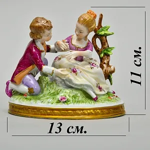 Коллекционная Фарфоровая статуэтка «Дети, Первое свидание», Unterweissbach Германия, 1958 - 1976 годы.