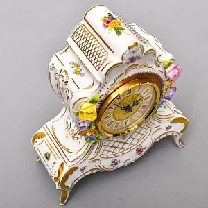 Каминные Кварцевые Часы в стиле Рококо «Цветочные Гирлянды», Германия 80-е годы ХХ века.