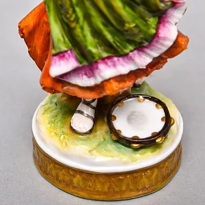 Коллекционная Фарфоровая Статуэтка «Девочка - танцовщица в оранжевом шарфике», VOLKSTEDT Германия -50 гг.