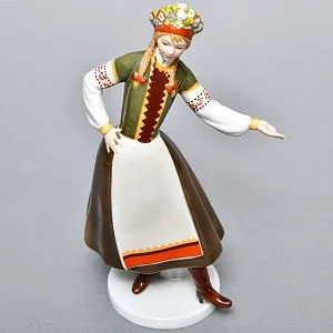 Коллекционная Фарфоровая статуэтка «Наташа. Русский танец», GOEBEL Германия - 1986 год. 