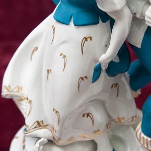 Большая Антикварная Фарфоровая Статуэтка «СЕЛЬСКИЙ ТАНЕЦ», HERTWIG Германия -1914 год.