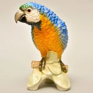 Коллекционная Фарфоровая статуэтка «ПТИЦА - ПОПУГАЙ», Goebel Германия, 1964 - 1972 годы.