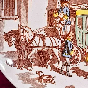 Антикварная Тарелка «Почтовый экипаж», Фаянс Sarreguemines, Франция конец XIX века.