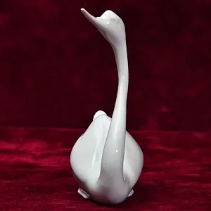 Коллекционная Фарфоровая статуэтка «Белый Лебедь», HEREND, Венгрия, 80-е годы ХХ века.