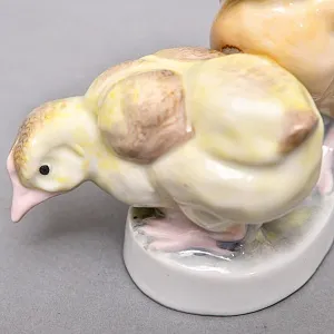 Коллекционная Фарфоровая статуэтка «Два Цыплёнка», Карл Энс / Karl Ens Германия, 30-е гг. ХХ века.