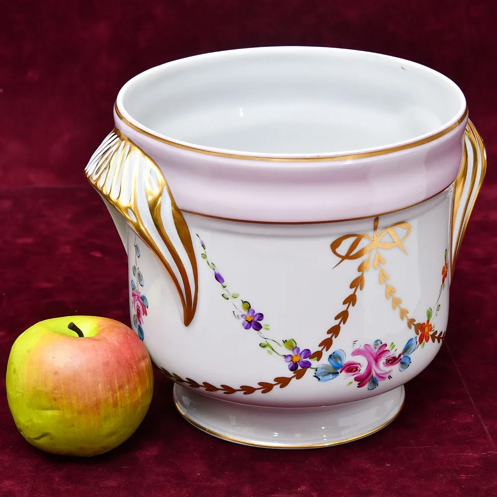 Антикварное Фарфоровое Кашпо или Ваза c ручками «Цветочная гирлянда», Limoges Франция.