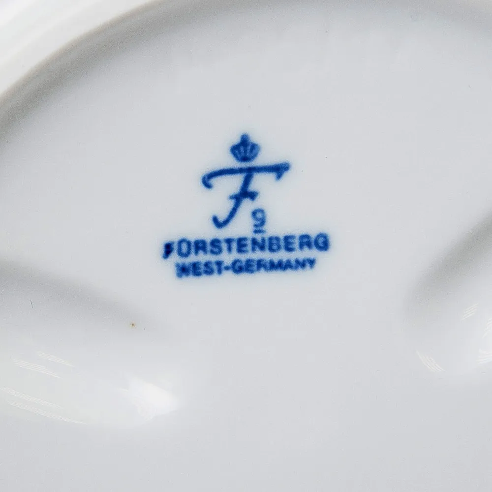 Фарфоровая Ваза - Кашпо «ДУБОВЫЕ ЛИСТЬЯ», FURSTENBERG, Германия, 70 -е годы ХХ века.