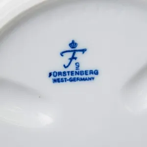 Фарфоровая Ваза - Кашпо «ДУБОВЫЕ ЛИСТЬЯ», FURSTENBERG, Германия, 70 -е годы ХХ века.