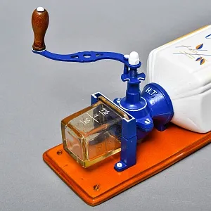 Редкая! Фарфоровая Настенная Ручная Механическая Кофемолка Hard Trep, Голландия.