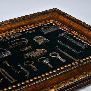 Настенное Коллекционное Панно - Картина «Старинные Замки и Засовы», Россия конец XIX - начало ХХ века.