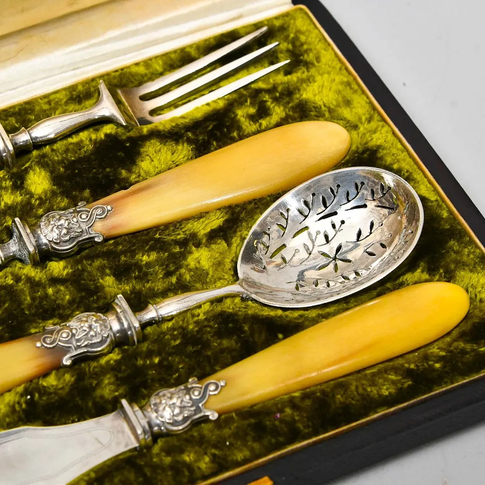 Винтажный Набор для Закусок - 4 предмета, Франция - первая половина ХХ века.