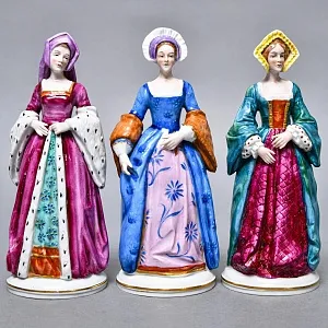 Полная Коллекционная серия Фарфоровых статуэток «Генрих VIII и его шесть жен», Sitzendorf Германия.
