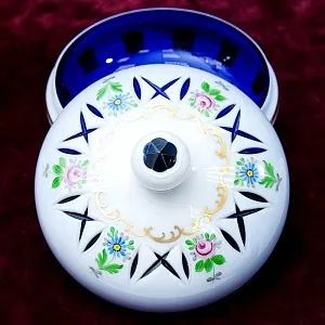 Стеклянная Шкатулка «Цветочная Нежность»  LAUSITZER GLASWERKE Германия - 50-70е гг.