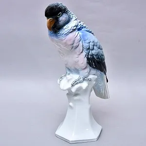 Большая Фарфоровая статуэтка «ПОПУГАЙ», Karl Ens Германия, первая половина ХХ века.