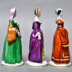 Полная Коллекционная серия Фарфоровых статуэток «Генрих VIII и его шесть жен», Sitzendorf Германия.