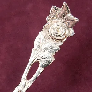 «Хильдесхаймская роза» - Сервировочный Набор Десертных Ложечек Silverplate, Германия 60-е годы.