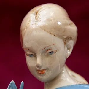 Коллекционная Статуэтка «Дама с Болонкой» Фарфор ROYAL DUX BOHEMIA -1970 год.