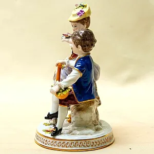 Редкость! Антикварная Фарфоровая Статуэтка «МАЛЕНЬКИЕ САДОВНИКИ», Frankenthal Германия 1762 - 1770 годы.