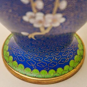 Оригинальная Ваза в технике « Клуазоне» Китай 50 -е годы ХХ века Н - 21 см.