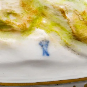 Антикварная Фарфоровая статуэтка «Влюбленные», VOLKSTEDTER Германия, конец ХIX - начало ХХ века.