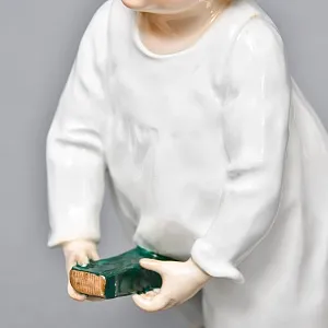 Коллекционная Фарфоровая статуэтка «Дети Хеншеля. Ребёнок с палочкой и барабаном», Meissen Германия.