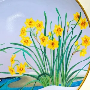 Коллекционная Тарелка - Блюдо «Май» - «Воробей и Нарциссы» Фарфор, Franklin Mint Япония, 1979 год.