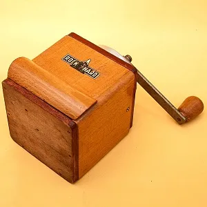 Коллекционная Ручная Механическая Кофемолка ROCK HARD, США - середина ХХвека.