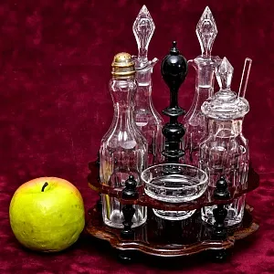 Винтажный Набор для Специй и Соусов на деревянной подставке, Хрусталь Франция 50 -е годы.