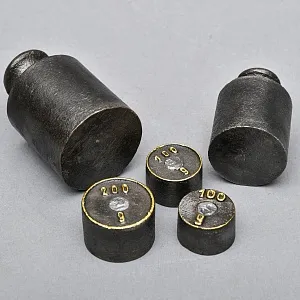 Большой Антикварный Набор Латунных Гирь и разновесов - 13 штук, Германия начало ХХ века..