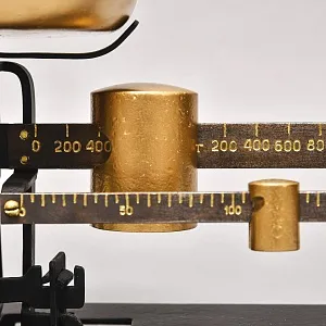 Редкость! Чугунные Бытовые Весы Повышенной точности до 2 кг. МВЗ СССР -1954 год.