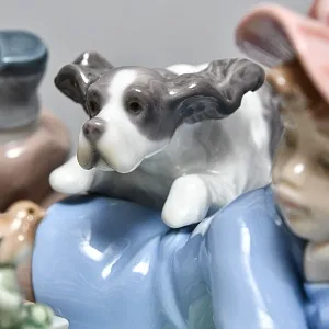 Коллекционная Фарфоровая статуэтка «Мальчик с собакой и птицей», Lladro Испания. 