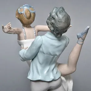 Коллекционная Фарфоровая статуэтка «Балетная пара. Танец», Nao by Lladro Испания, 80-е гг.