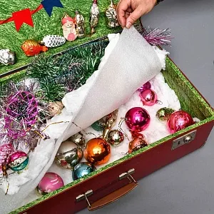 Советские Новогодние Ёлочные игрушки «Бабушкин Чемодан» - 65 штук.  СССР.
