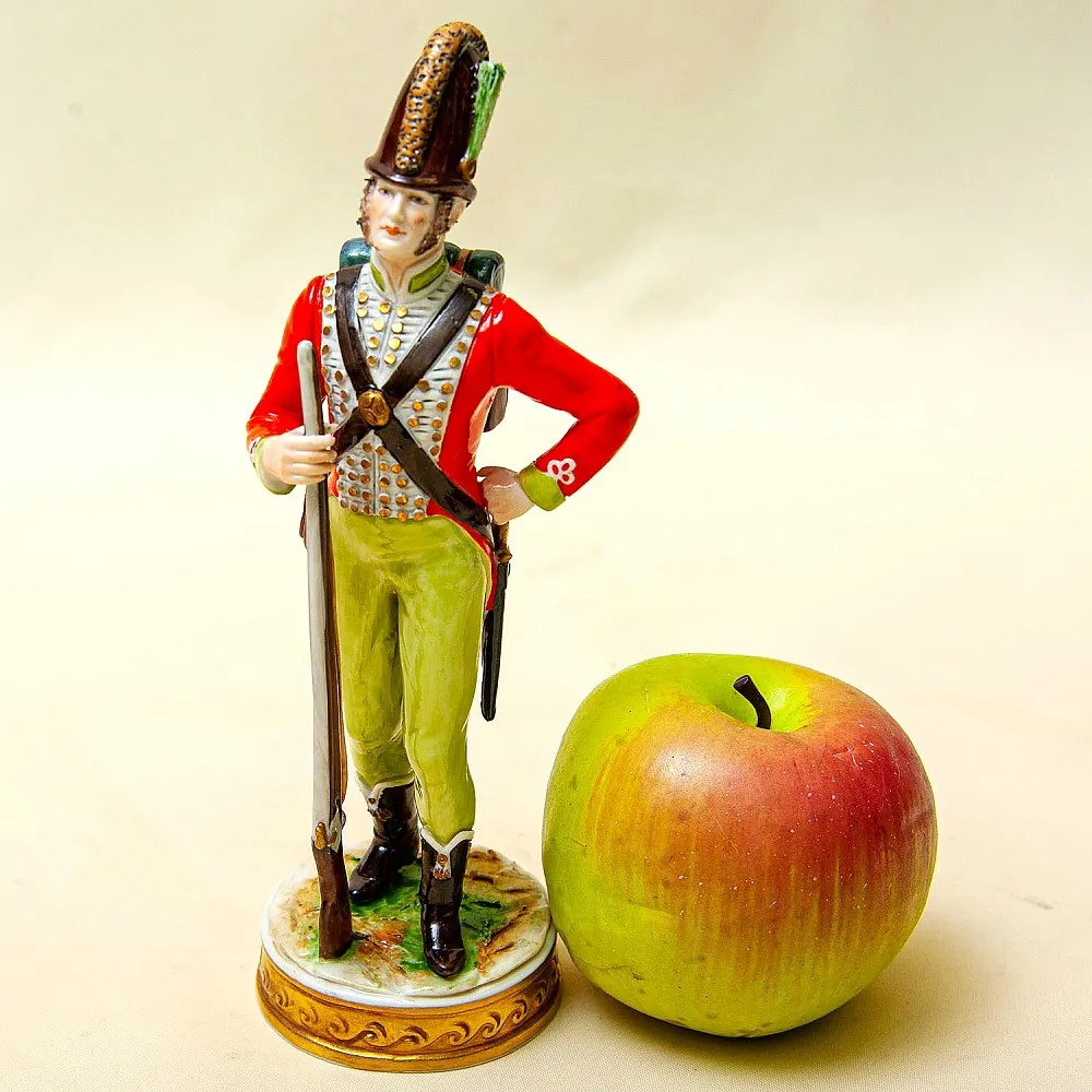 Редкая Коллекционная статуэтка «Солдат 87-го пехотного полка», Фарфор, RUDOLF KAMMER, Германия.