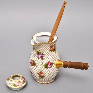 Фарфоровый Кувшин - Чайник для подачи горячего шоколада «Цветочная россыпь» с лопаткой, Франция.