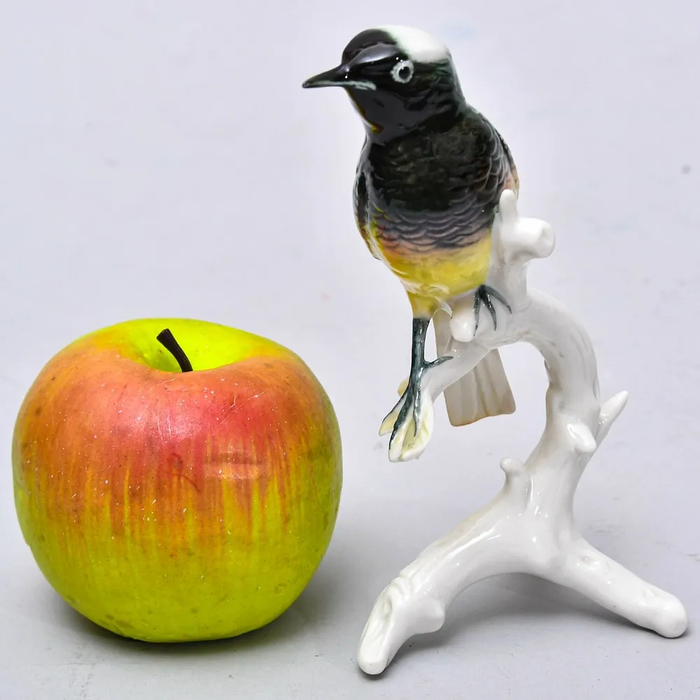 Птица - Статуэтка «Горихвостка», Фарфор Карл Энс / Karl Ens  Германия, 50-е годы ХХ века.