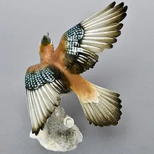 Коллекционная Фарфоровая статуэтка «Птица. Взлетающая Сойка», Hutschenreuther Германия.