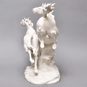 Большая Фарфоровая Статуэтка «БЕГУЩИЕ ЛОШАДИ», Hutschenreuther Германия, вторая половина ХХ века.