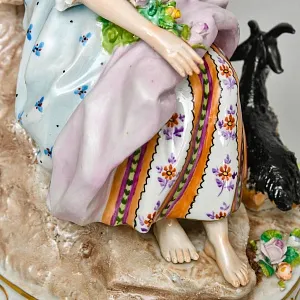 Коллекционная Фарфоровая статуэтка «Любовная пара», SITZENDORF Германия, середина ХХ века.