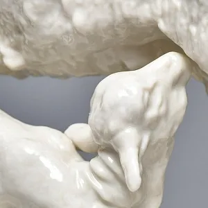 Коллекционная Фарфоровая статуэтка «Овца с ягненком», Nymphenburg Германия, середина ХХ века.