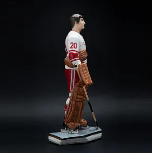 Большая Коллекционная Авторская Статуэтка «Хоккеист СССР – Владислав Третьяк №20», фарфор, Россия.